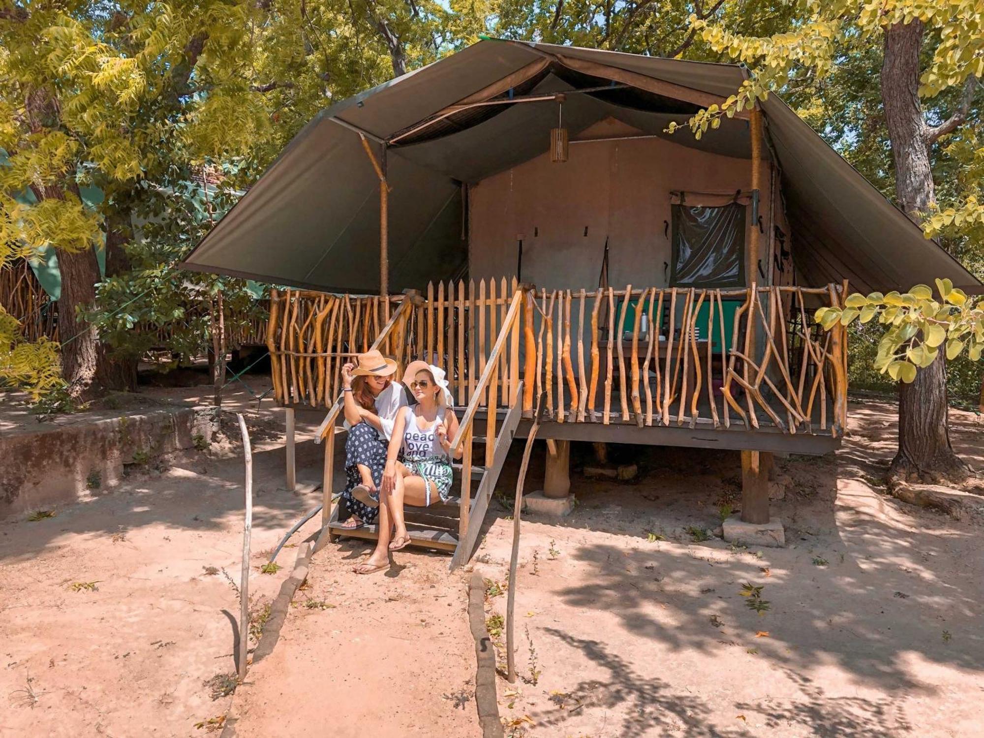 Camp Leopard - Yala Safari Glamping Hotel ภายนอก รูปภาพ